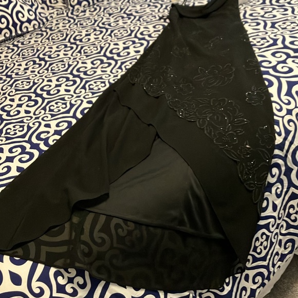 Black full length formal. - Picture 3 of 4